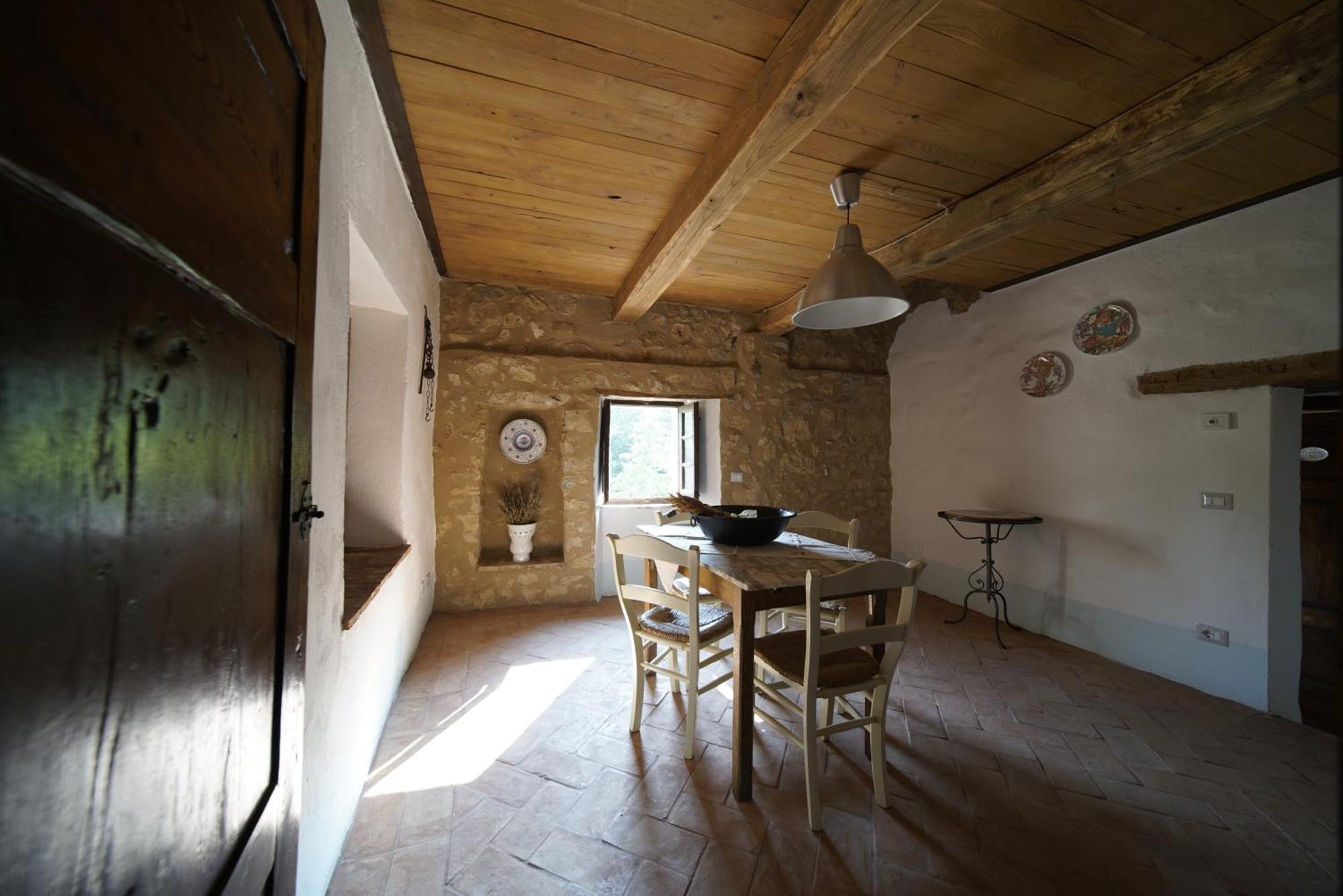 Agriturismo La Colombella バーニ・サン・フィリッポ エクステリア 写真